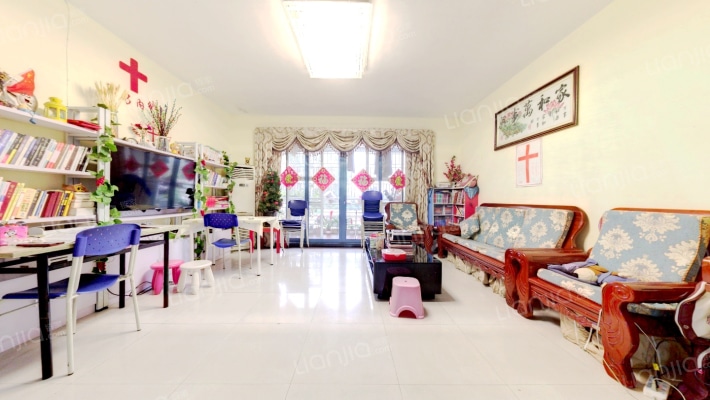 珠江骏景高尔夫花园二手房实景图