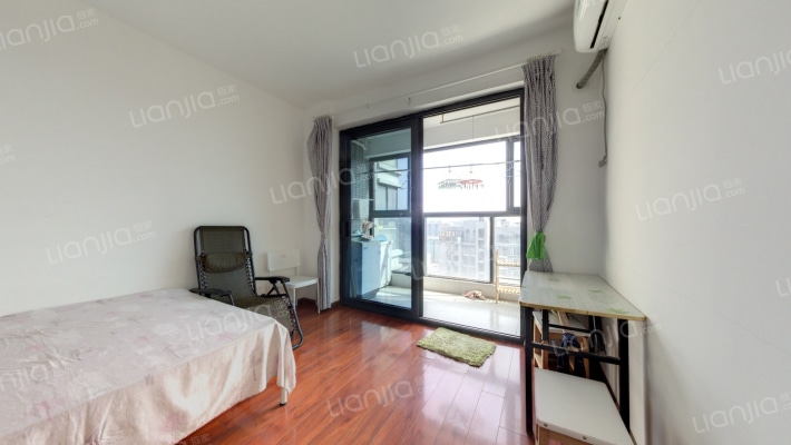 金盛曼城二手房实景图