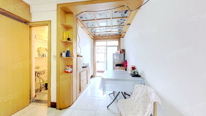 市民主党派楼二手房实景图