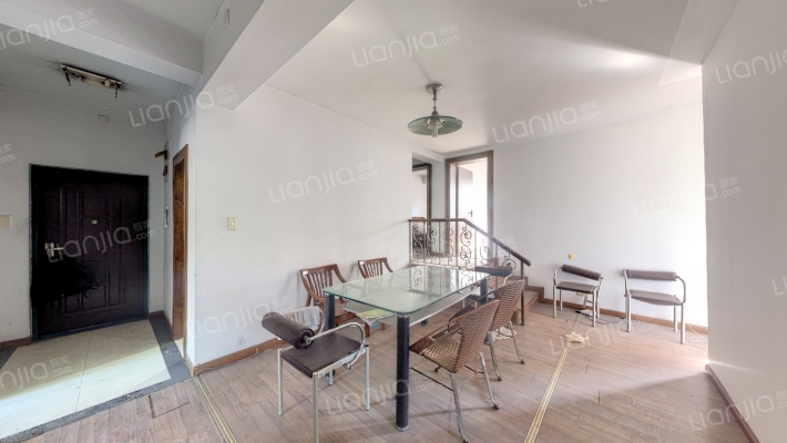 梅苑二手房实景图