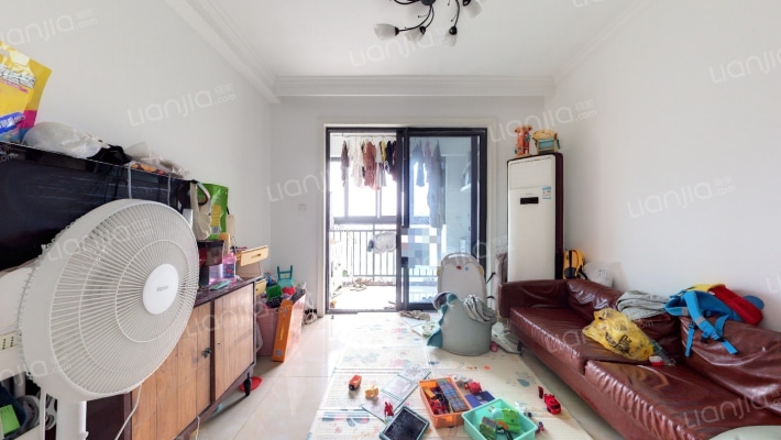 上亿中央郡二手房实景图