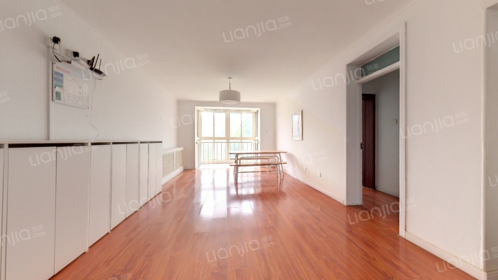 鸿顺园西区二手房实景图