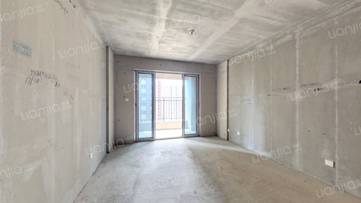 澳海云天赋二手房实景图