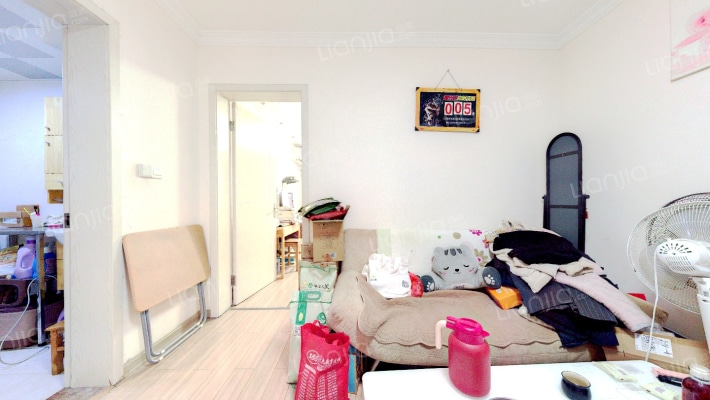 凤凰街102号二手房实景图