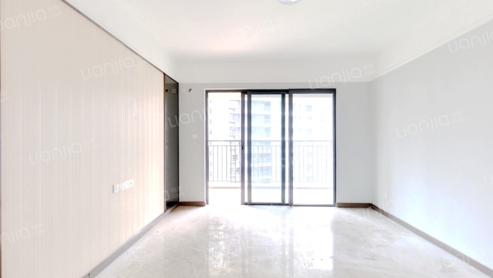 雅居乐山海郡二手房实景图