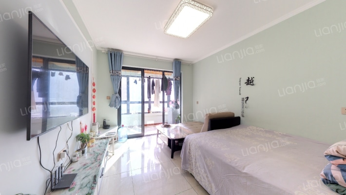 泰宏建业国际城18号院二手房实景图