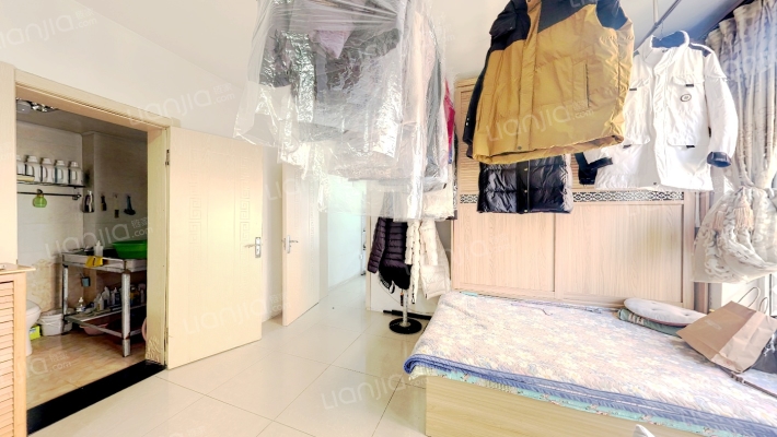 雷明雅阁二手房实景图