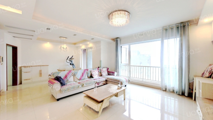 万科魅力之城四期二手房实景图