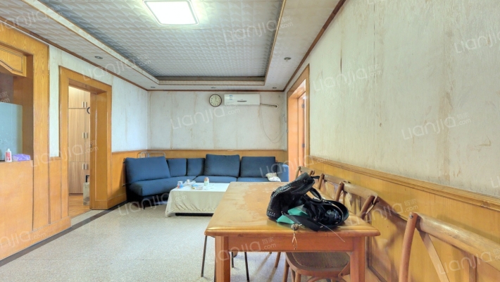 西园新村区政府宿舍二手房实景图