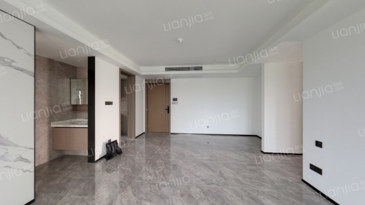 保利朗玥旭章二手房实景图