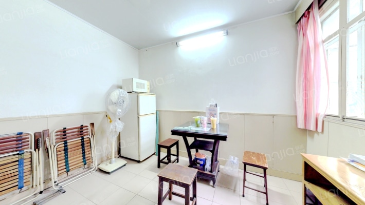 由由一村二手房实景图