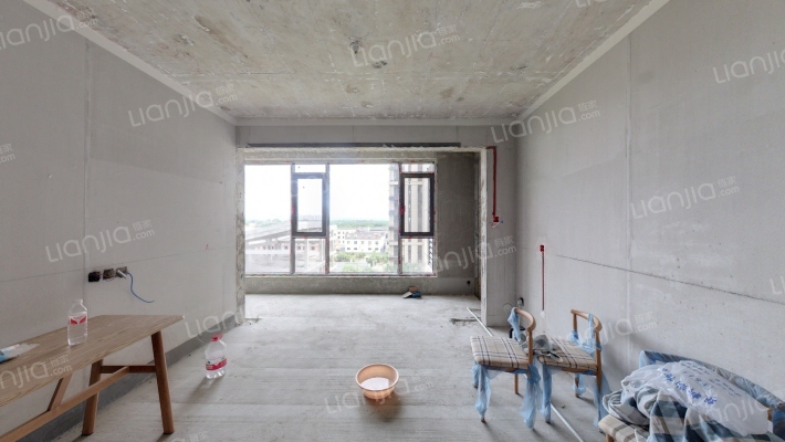 绿都元正望晴川二手房实景图