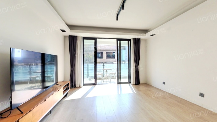 静安阳光华庭二手房实景图