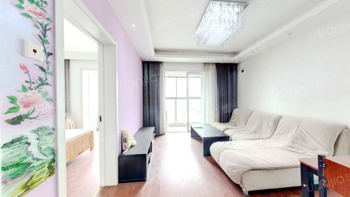 恒泰风格城市二手房实景图