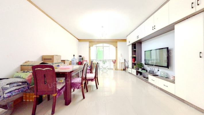 粮食局车队宿舍二手房实景图