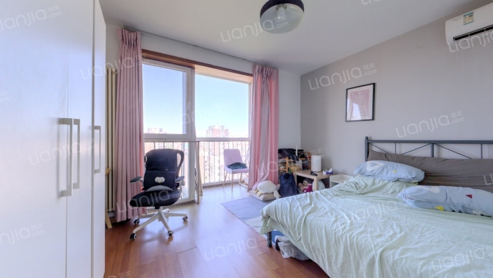 风荷曲苑二手房实景图