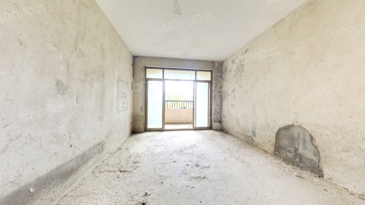 依云小镇二手房实景图