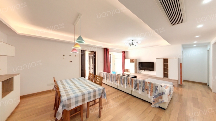 中建溪岸观邸南区二手房实景图