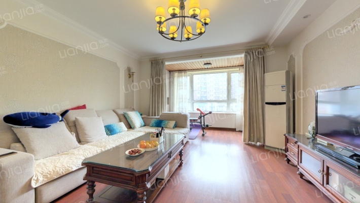 西山艺境6号院二手房实景图