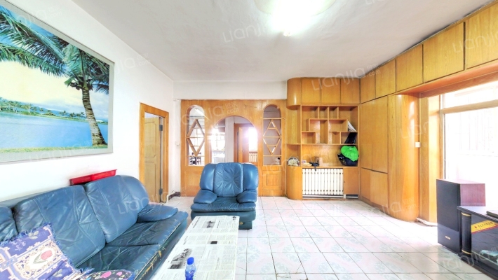 湖畔社区二手房实景图