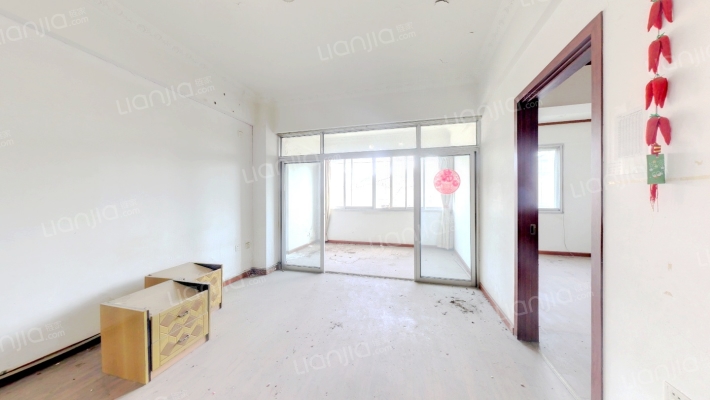 商业街6号二手房实景图