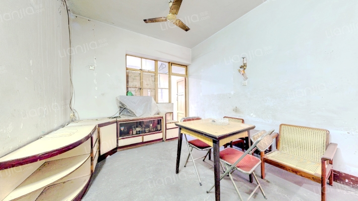 成钢新小区二手房实景图