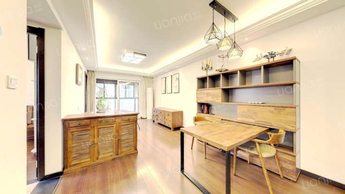 万科理想城一期二手房实景图