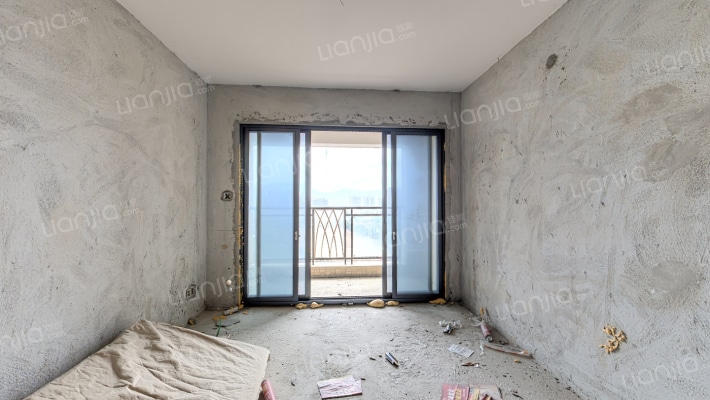 优越温泉郡二手房实景图