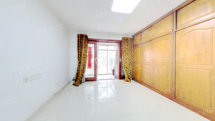 天龙苑二手房实景图