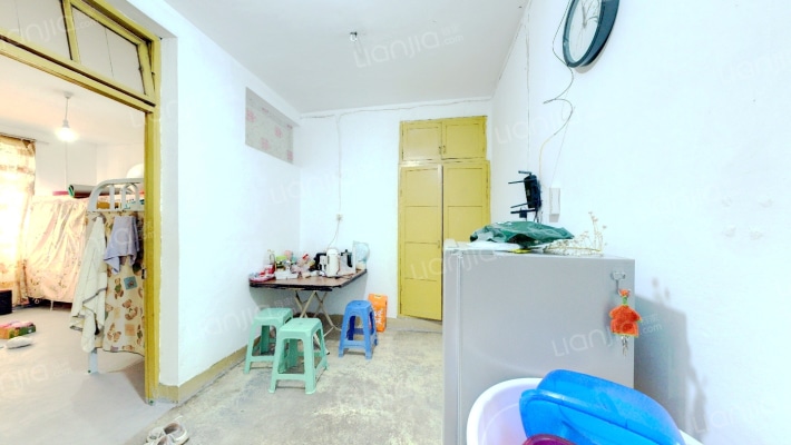 渔政单位宿舍二手房实景图