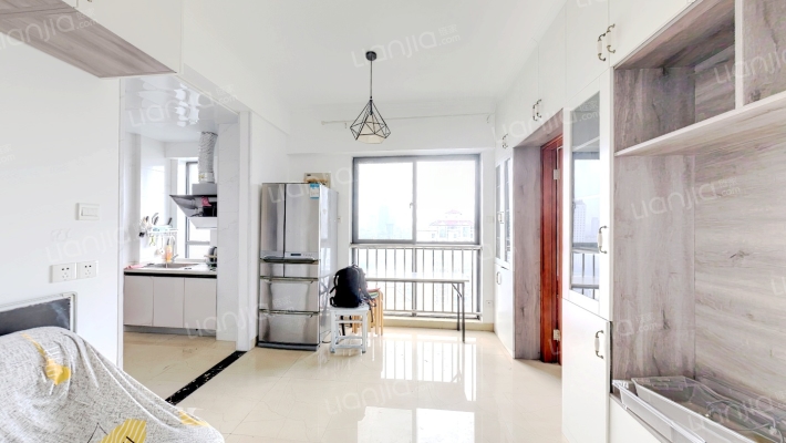 东方广场二手房实景图