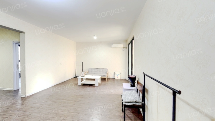 中山华府玫瑰院二手房实景图