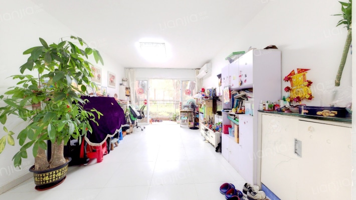 中海怡瑞山居二手房实景图