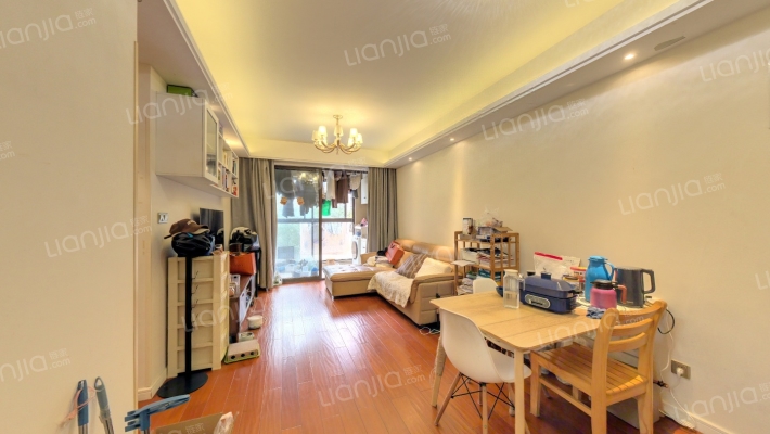 金辉天鹅湾二手房实景图