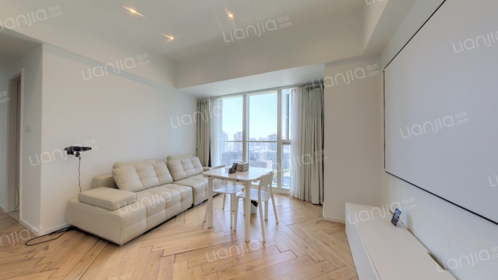 铁狮门晶融汇二手房实景图