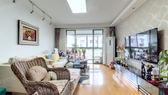 玉华东苑二手房实景图