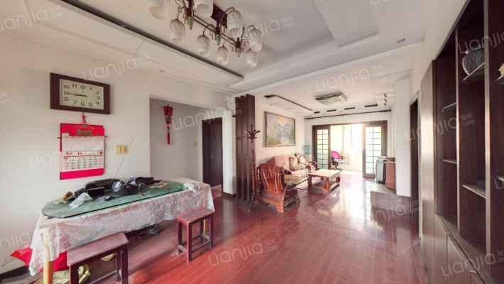 红旗花园B区二手房实景图