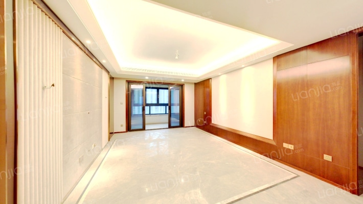 升龙公园道桦园二手房实景图