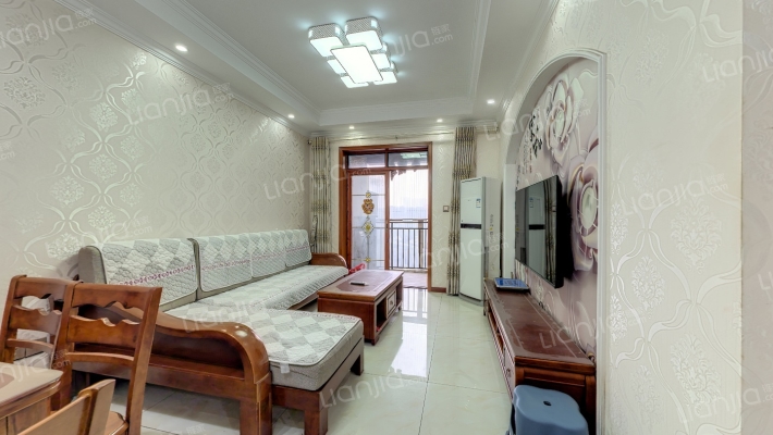 典雅花溪半岛一期高层二手房实景图