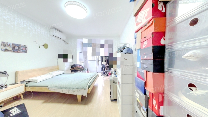 解龙小区二手房实景图