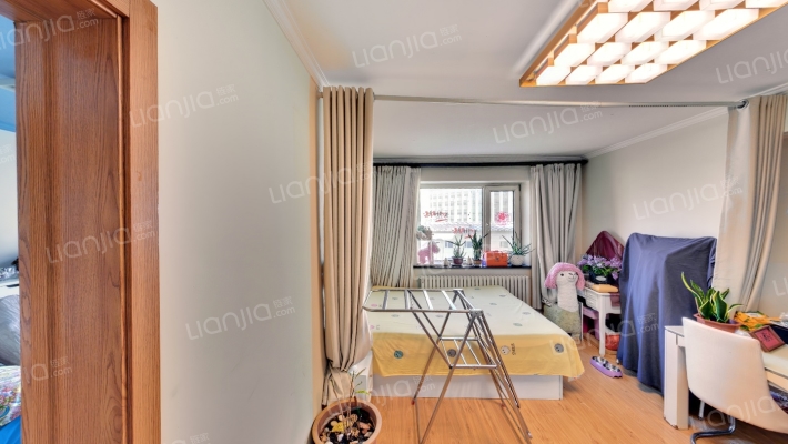 富春花园二手房实景图