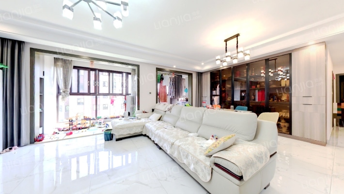 见山湖别院二手房实景图