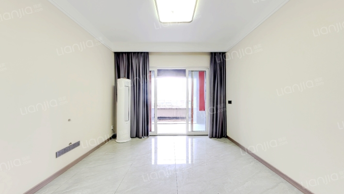 融创江南融府二手房实景图