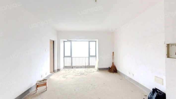 南山苏迪亚诺二手房实景图