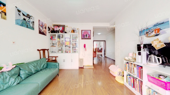 临港海滨国际花园二手房实景图