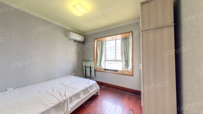 斌鑫新华苑一期二手房实景图