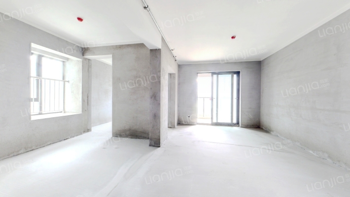 地铁盛观尚城二手房实景图