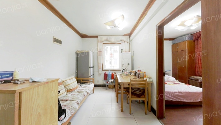 康定里二手房实景图