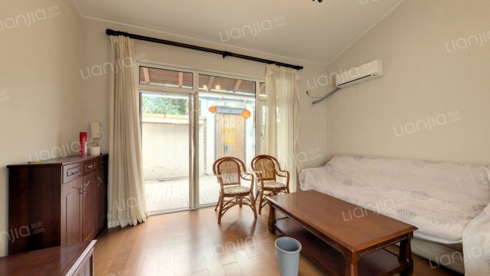 青城山房二手房实景图