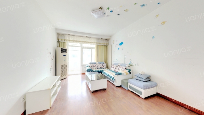 银和怡海花园二手房实景图